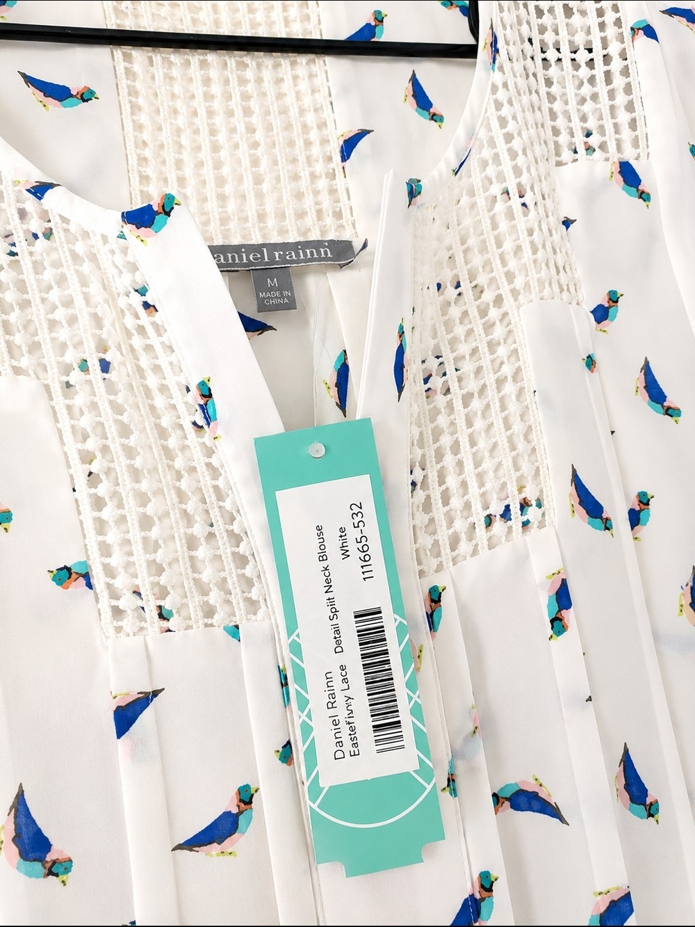 Daniel Rainn Estefany White Bird-Print Cap Sleeve Blouse - Picture 3 of 5